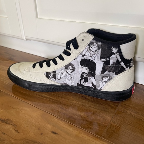 Vans The Lizzie Pretty Guardian Sailor Moon - Picture 13 of 16